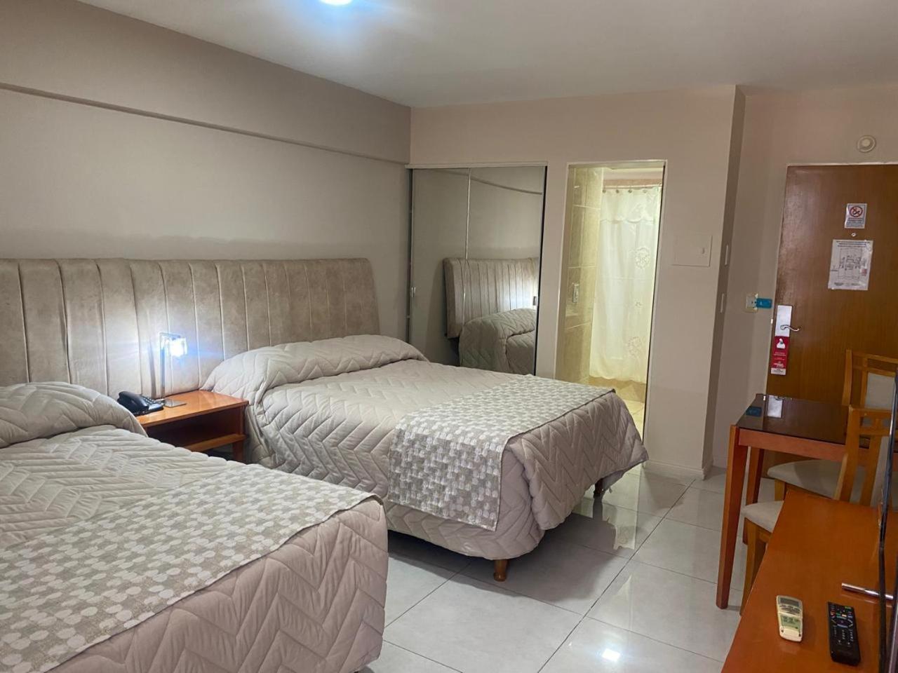 Hotel Howard Johnson Rosario Luaran gambar