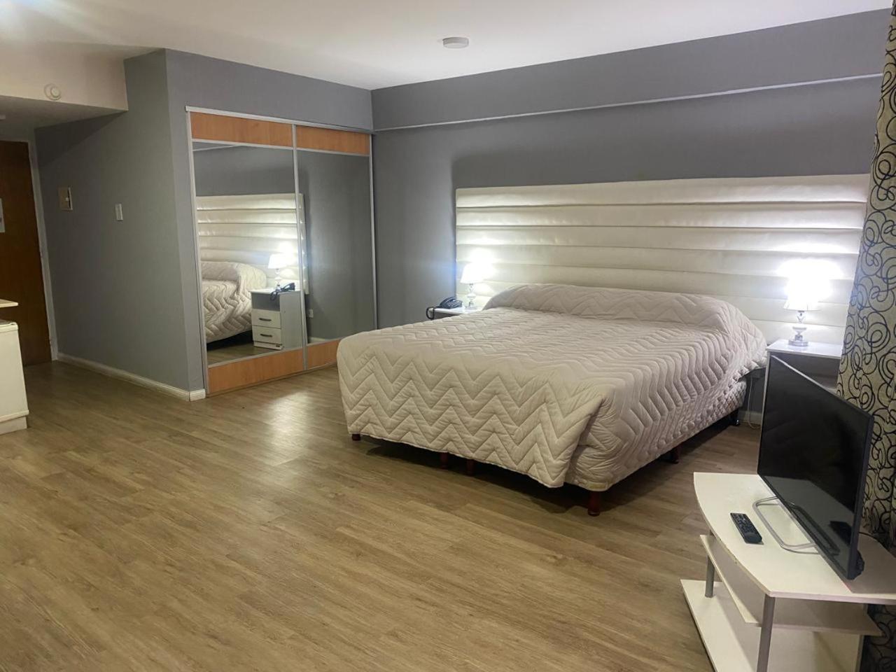 Hotel Howard Johnson Rosario Luaran gambar