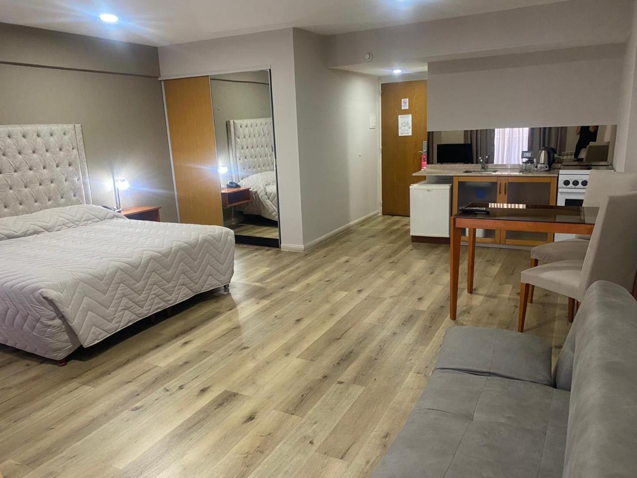 Hotel Howard Johnson Rosario Luaran gambar